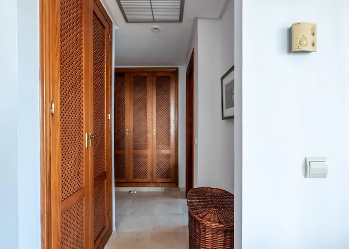 Afrodite - Frontline