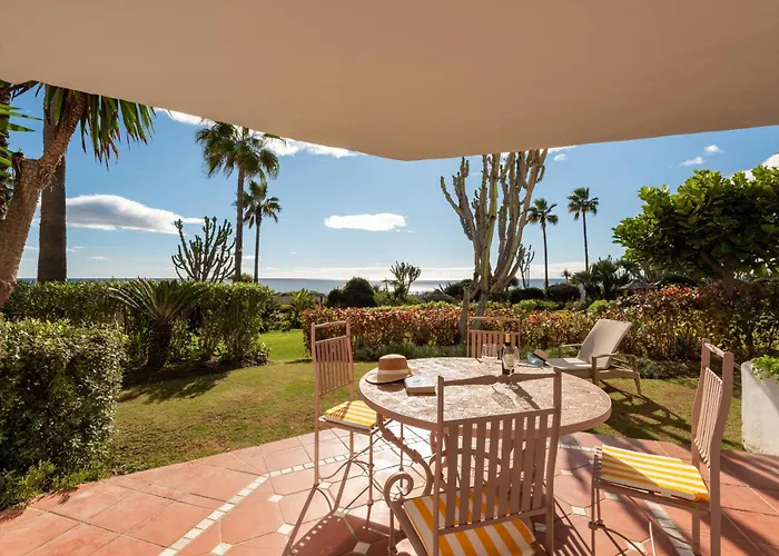 Lejlighed Afrodite - Frontline