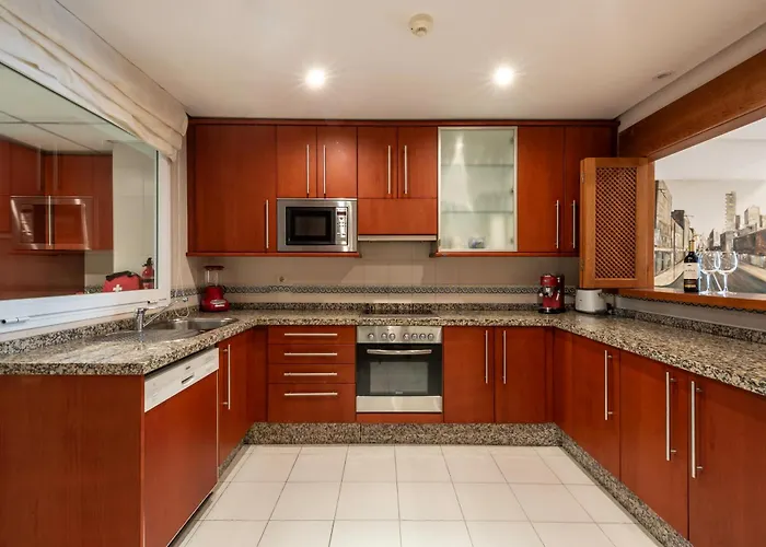 Afrodite - Frontline Estepona