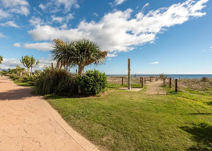 Afrodite - Frontline Apartment Estepona