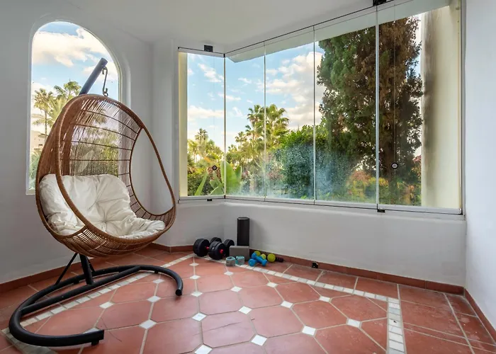 Afrodite - Frontline * Estepona