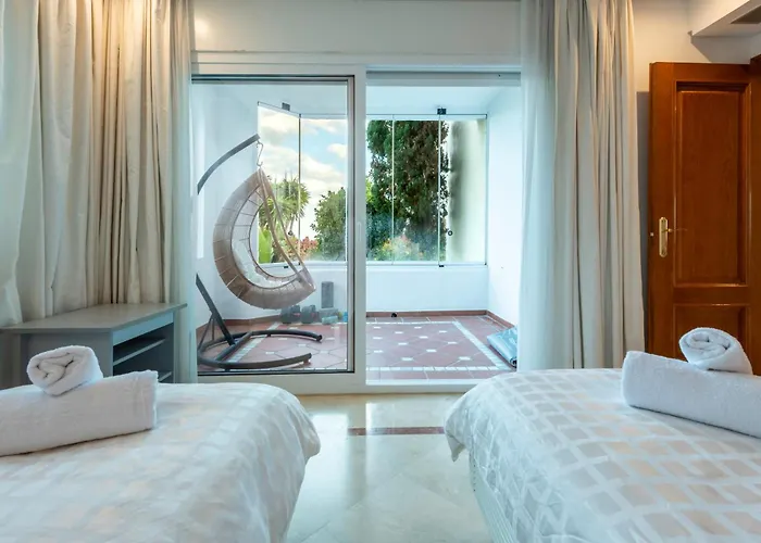 Apartment Afrodite - Frontline Estepona