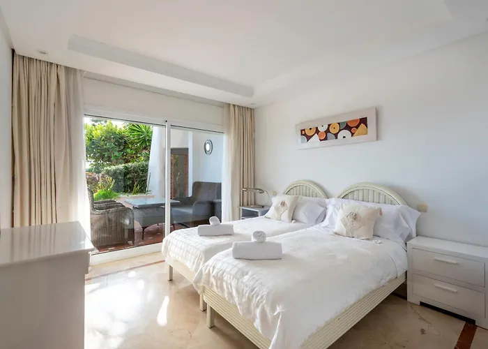 Apartment Afrodite - Frontline Estepona