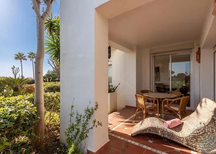 Afrodite - Frontline