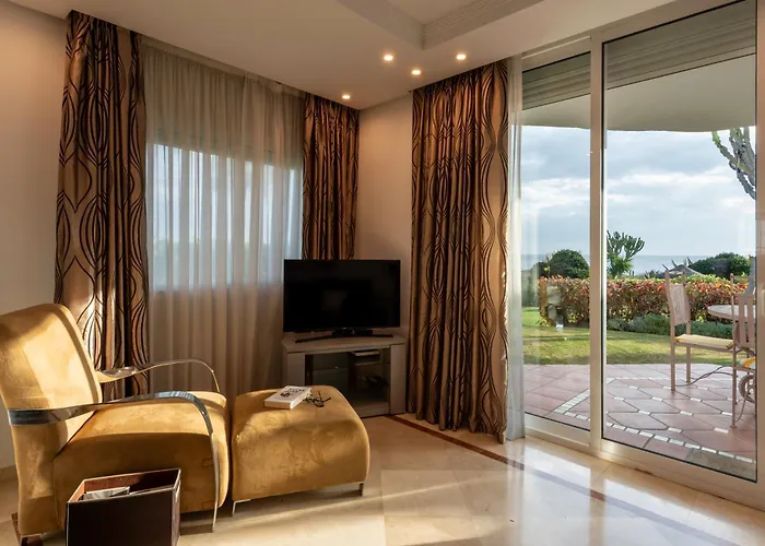 Apartment Afrodite - Frontline