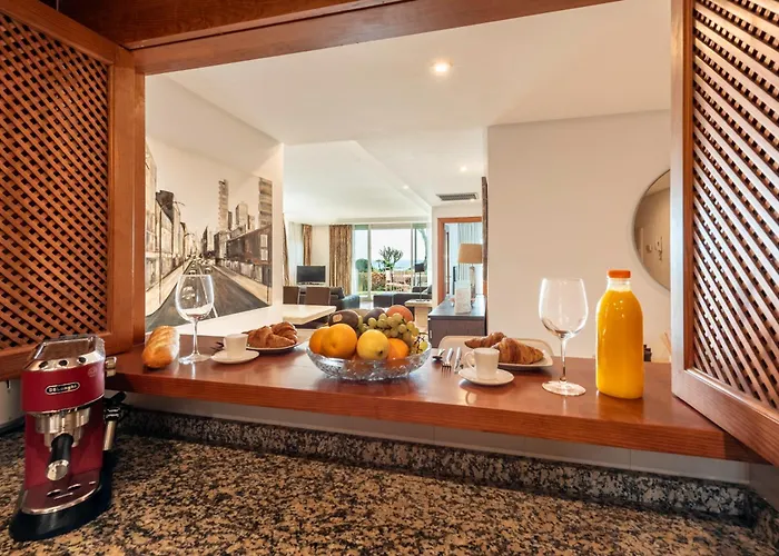 Afrodite - Frontline Estepona