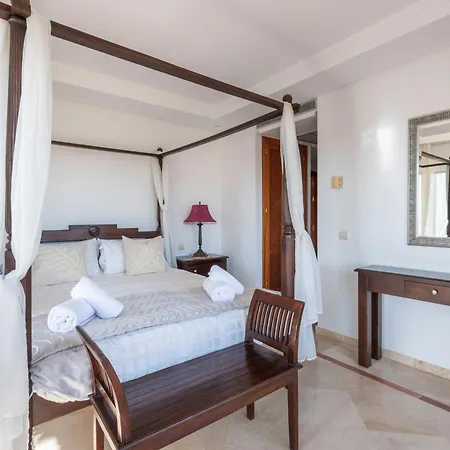 Afrodite - Frontline