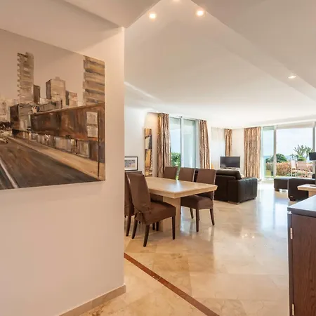 Apartment Afrodite - Frontline Estepona