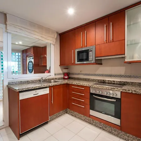 Afrodite - Frontline